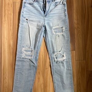 AE Mom Straight Jean